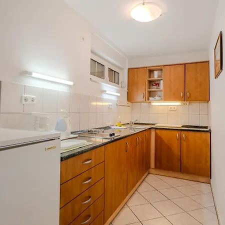 Amphora شقة فندقية 4*